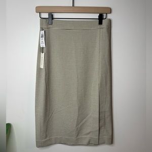 Aritzia Babaton Skirt Pencil Plaid Cream/Yellow/Brown/Grey - Size 6